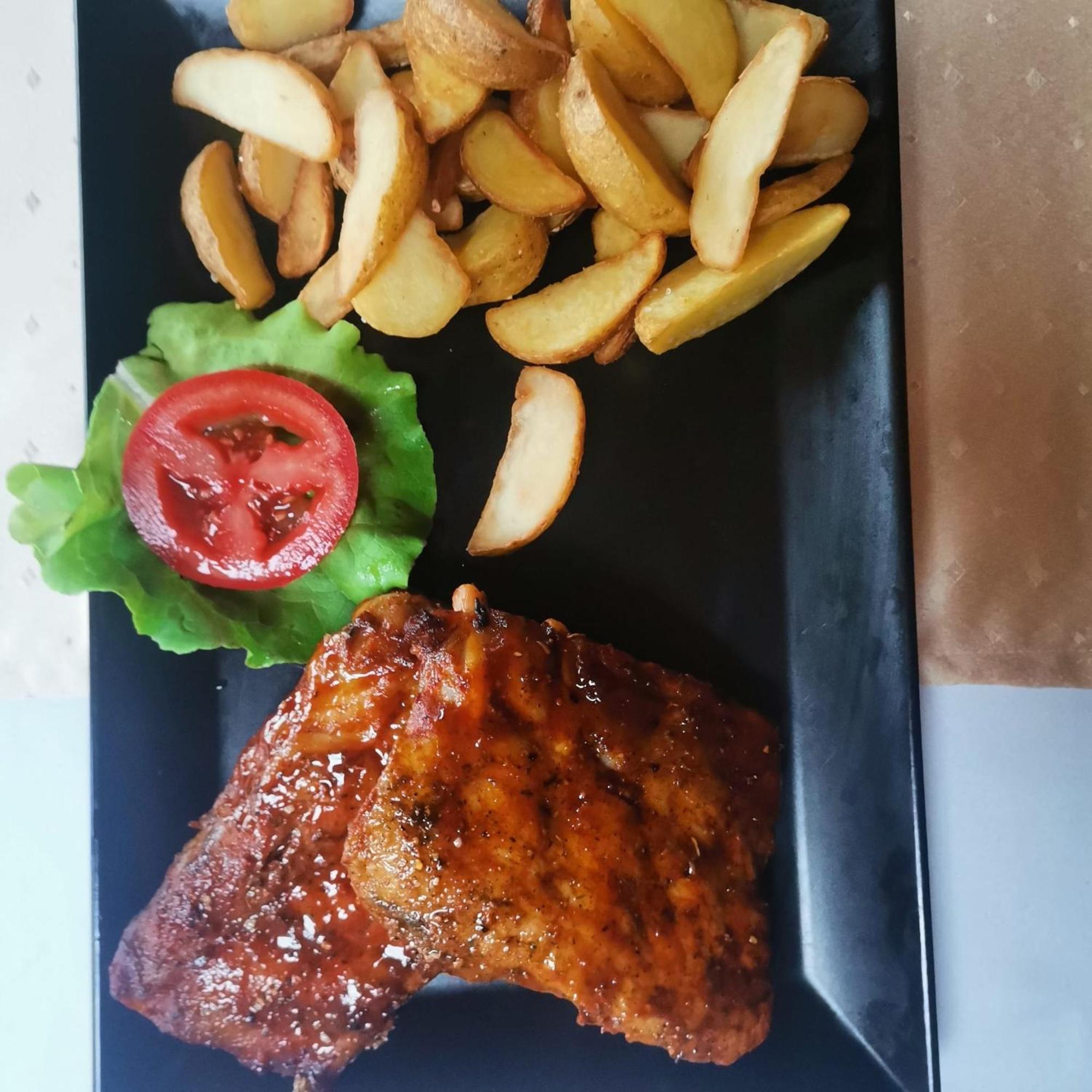 Pensiunea La Taverna Trăisteni Buitenkant foto